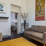 Portuguese Charm Guesthouse By Lovelystay